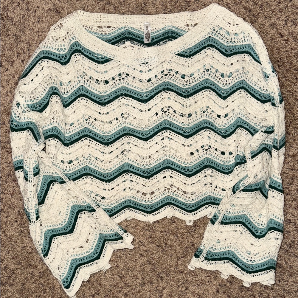 Women's Chevron Knit Sweater - White and Green